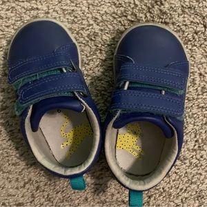 Size 6 blue Ten Little sneakers